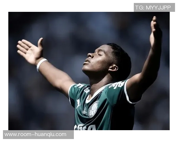 恩德里克妻子晒新保时捷调侃球迷引热议老公的钱真不心疼